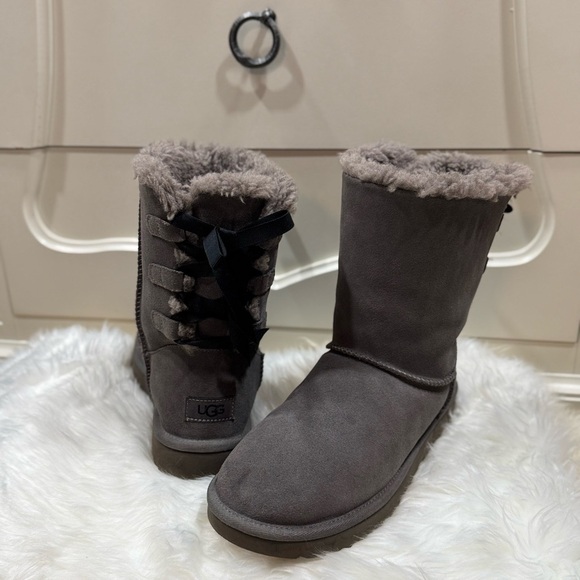 UGG Bailey Bow II ankle boots - Picture 9 of 9
